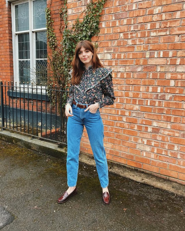 Mặc quần jeans đẹp bất bại với 5 công thức - Ảnh 1.