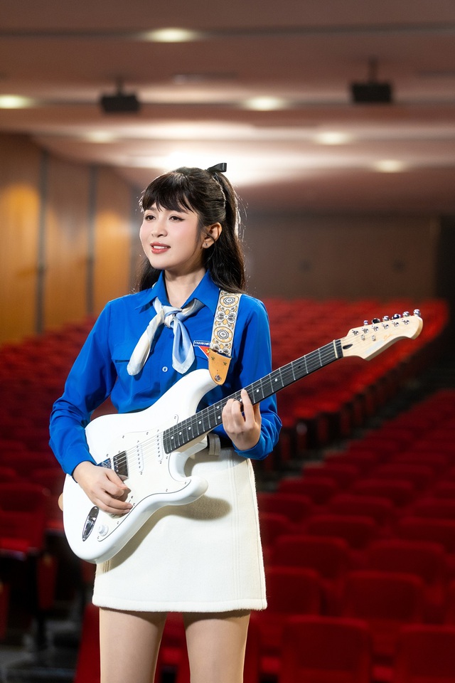 Ca sĩ Duyên Quỳnh tiếp tục kết hợp cùng Nguyễn Văn Chung giữa tin đồn tình cảm - Ảnh 2.