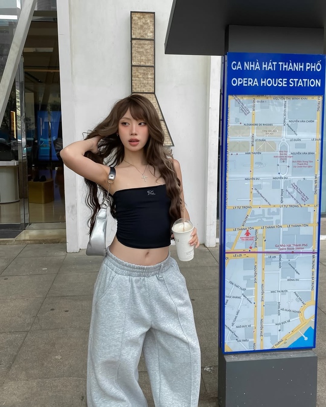 Diện áo quây quyến rũ mà vẫn tinh tế- Ảnh 5.