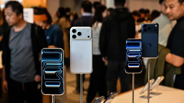 Kế hoạch thiết kế mới của iPhone 18 Pro bất ngờ gặp trở ngại - Ảnh 1.