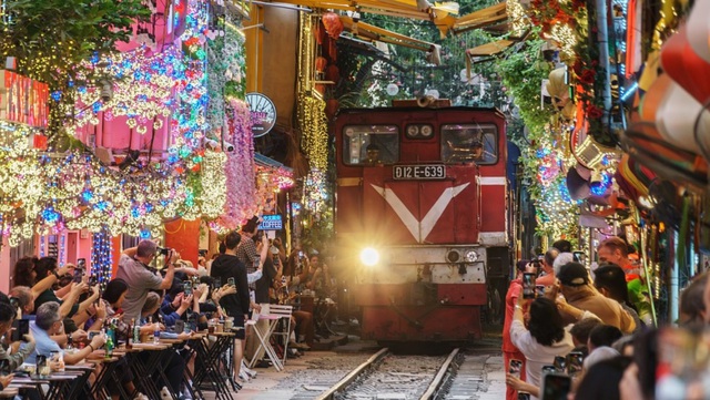 Vì sao phố cổ Hà Nội là 'thủ đô ẩm thực' tuyệt nhất thế giới? - Ảnh 2.