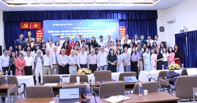 Tổng chủ bi&ecirc;n SGK: Nhiều HS kh&ocirc;ng thuộc nổi 1 c&acirc;u Truyện Kiều, B&igrave;nh Ng&ocirc; đại c&aacute;o! - Ảnh 6.