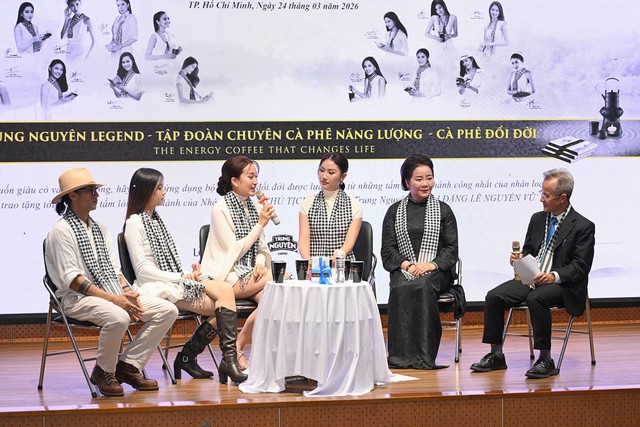 Nhật k&yacute; H&agrave;nh tr&igrave;nh Từ Tr&aacute;i Tim: Trao s&aacute;ch qu&yacute;, khơi kh&aacute;t vọng cho thế hệ trẻ - Ảnh 2.