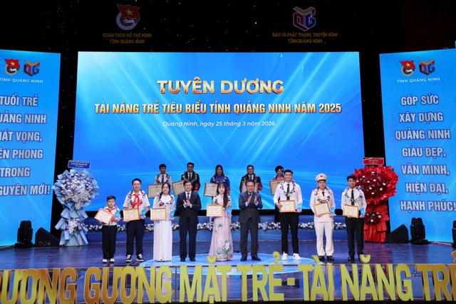 Quảng Ninh tuyên dương gương mặt trẻ tiêu biểu 2025- Ảnh 1. Quảng Ninh tuyên dương gương mặt trẻ tiêu biểu 2025- Ảnh 1.