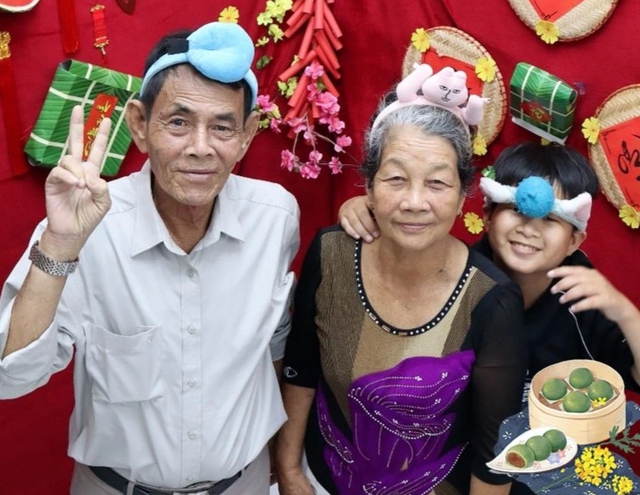 C&oacute; g&igrave; trong clip 'gửi 10 năm sau' thu h&uacute;t gần 30 triệu lượt xem?- Ảnh 2.