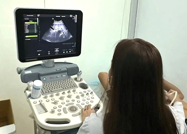 Giải m&atilde; 'bệnh b&iacute; ẩn': Đi nhiều bệnh viện, hết tiền vẫn kh&ocirc;ng ra bệnh - Ảnh 2.