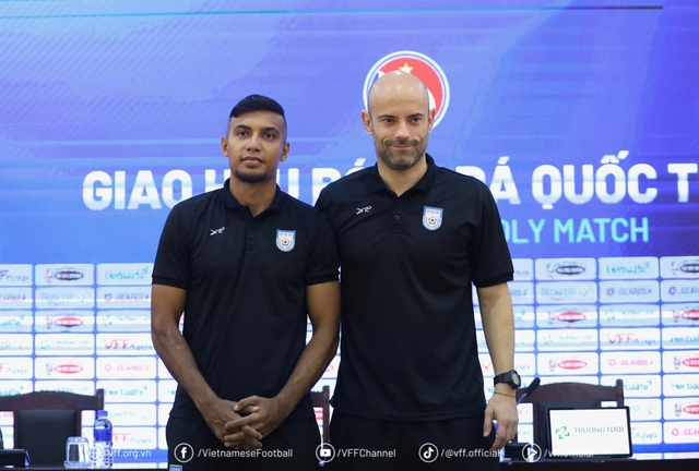 HLV Cabrera tuy&ecirc;n bố: 'Đội tuyển Việt Nam mạnh, nhưng Bangladesh đ&atilde; nghi&ecirc;n cứu rất kỹ&rsquo;- Ảnh 1.