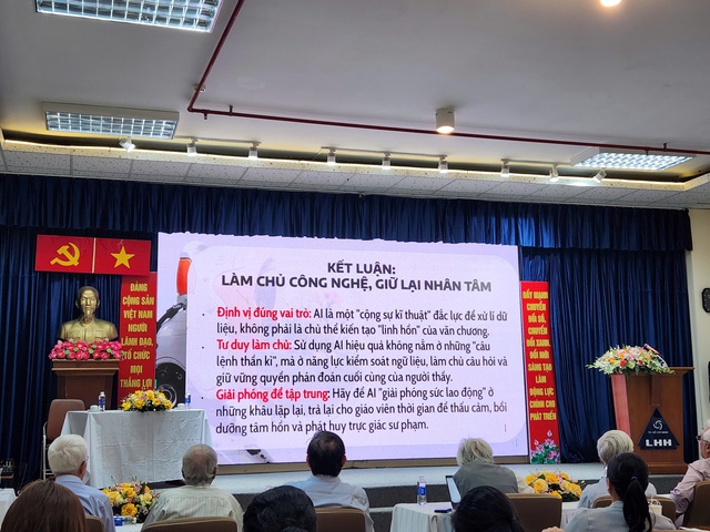 Tổng chủ bi&ecirc;n SGK: Nhiều HS kh&ocirc;ng thuộc nổi 1 c&acirc;u Truyện Kiều, B&igrave;nh Ng&ocirc; đại c&aacute;o! - Ảnh 5.
