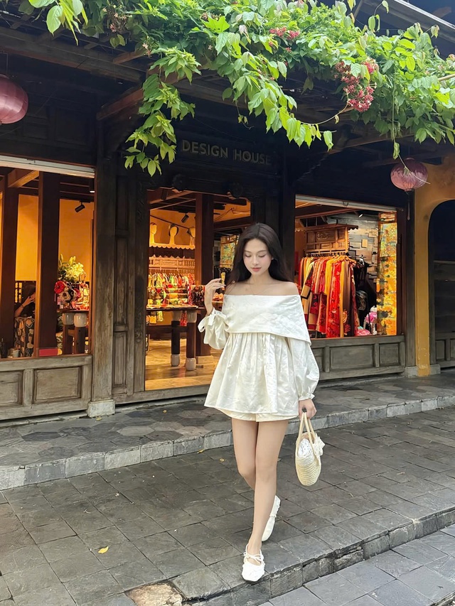 Túi cói giúp mang cả mùa hè rực rỡ vào trang phục - Ảnh 8.