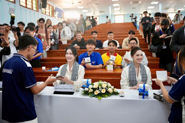 H&agrave;nh tr&igrave;nh Từ Tr&aacute;i Tim lan tỏa tri thức, khơi dậy kh&aacute;t vọng khởi nghiệp  - Ảnh 1.