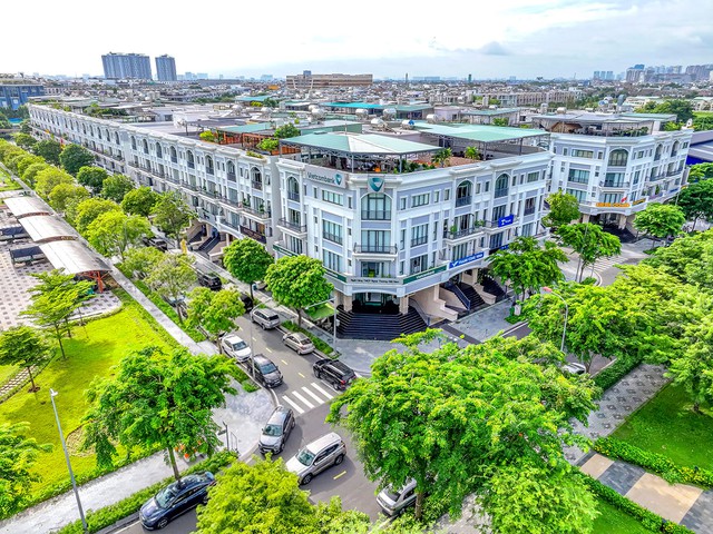Mua nh&agrave; tại Van Phuc City, trải nghiệm loạt thương hiệu nổi tiếng ngay trước nh&agrave; - Ảnh 3.