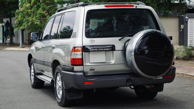 &lsquo;Huyền thoại&rsquo; Toyota Land Cruiser lăn b&aacute;nh hơn 20 năm, b&aacute;n lại chưa tới 400 triệu đồng - Ảnh 4.
