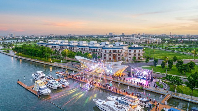 Mua nh&agrave; tại Van Phuc City, trải nghiệm loạt thương hiệu nổi tiếng ngay trước nh&agrave; - Ảnh 4.