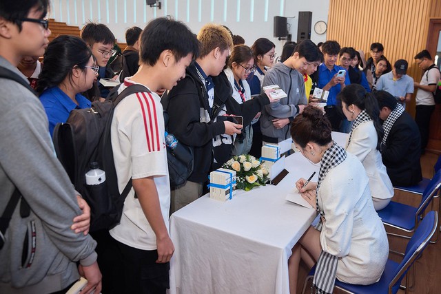 H&agrave;nh tr&igrave;nh Từ Tr&aacute;i Tim lan tỏa tri thức, khơi dậy kh&aacute;t vọng khởi nghiệp  - Ảnh 5.