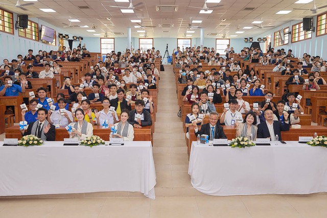 H&agrave;nh tr&igrave;nh Từ Tr&aacute;i Tim lan tỏa tri thức, khơi dậy kh&aacute;t vọng khởi nghiệp  - Ảnh 7.