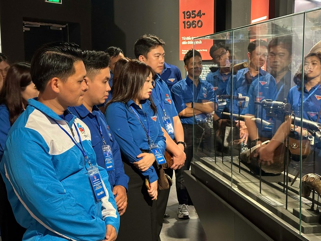 Ấn tượng khó phai của 100 cán bộ Đoàn tiêu biểu cả nước- Ảnh 2. Ấn tượng khó phai của 100 cán bộ Đoàn tiêu biểu cả nước- Ảnh 2.