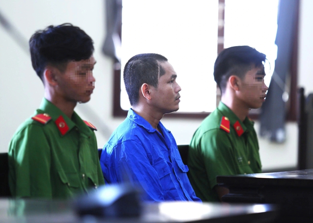 Mang dao truy s&aacute;t chồng cũ của người t&igrave;nh v&igrave; bị 'mỉa mai' - Ảnh 1.