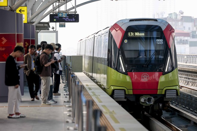 Thời cơ 'v&agrave;ng' cho giao th&ocirc;ng c&ocirc;ng cộng- Ảnh 2.