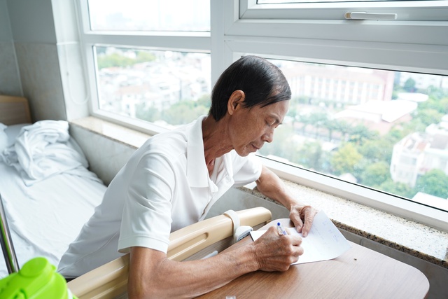 Bệnh nh&acirc;n ung thư: H&agrave;nh tr&igrave;nh được lắng nghe, thấu hiểu v&agrave; tiếp th&ecirc;m hy vọng - Ảnh 1.