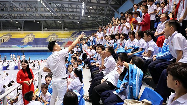 Toyota Việt Nam tiếp sức kỹ năng an to&agrave;n giao th&ocirc;ng cho học sinh tiểu học- Ảnh 1.