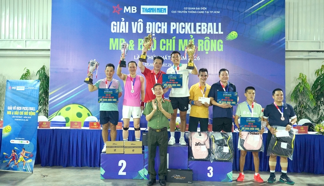 L&yacute; Ho&agrave;ng Nam v&ocirc; địch giải pickleball của Cơ quan đại diện Cục Truyền th&ocirc;ng CAND TP.HCM- Ảnh 1.