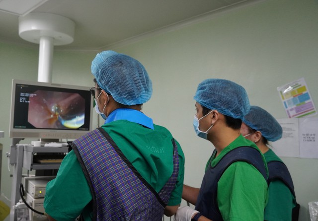 H&oacute;c xương c&aacute; g&acirc;y tắc mật: C&acirc;u chuyện hi hữu của bệnh nh&acirc;n 45 tuổi - Ảnh 3.