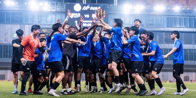 Đội bóng ĐH Quốc gia Singapore: Khi nhà vô địch đi tìm thử thách- Ảnh 2. Đội bóng ĐH Quốc gia Singapore: Khi nhà vô địch đi tìm thử thách- Ảnh 2.