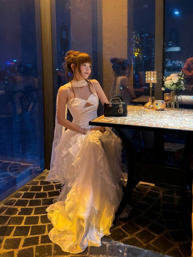 Đầm cut out khoe đường cong táo bạo cho nàng- Ảnh 2. Đầm cut out khoe đường cong táo bạo cho nàng- Ảnh 2.