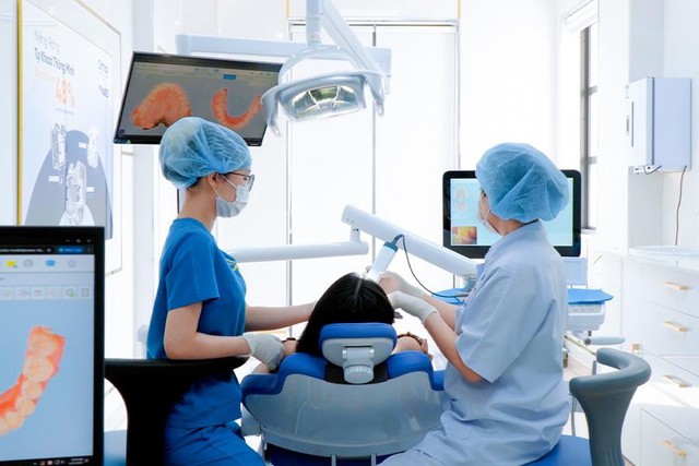 Niềng răng trong suốt Invisalign chuẩn Quốc tế tại nha khoa I-Dent - Ảnh 1.