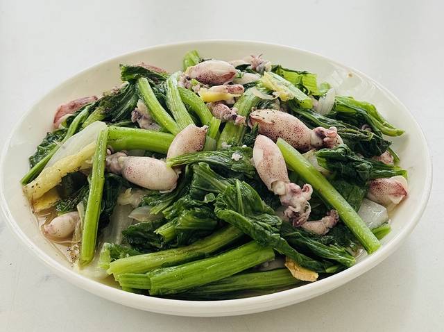 Mực bọt ngọt tới&hellip; xương - Ảnh 3.