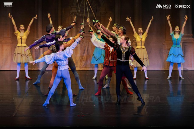 &lsquo;Romeo v&agrave; Juliet&rsquo; - Khi nghệ thuật h&agrave;n l&acirc;m chạm tới tr&aacute;i tim kh&aacute;n giả - Ảnh 2.