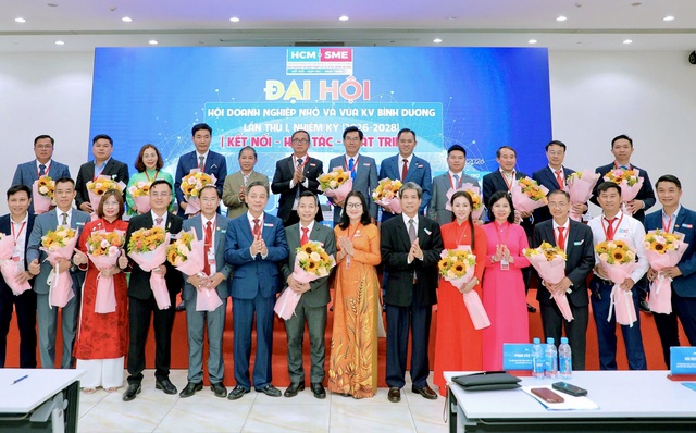 &Ocirc;ng Vũ Đăng Khu&ecirc; l&agrave;m Chủ tịch hội doanh nghiệp nhỏ v&agrave; vừa khu vực B&igrave;nh Dương - Ảnh 4.