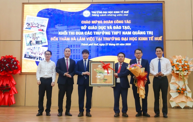 - Ảnh 2. - Ảnh 2.