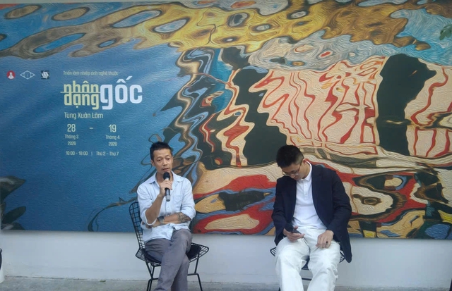 Chậm bước giữa thế gian vội vã - thông điệp từ triển lãm 'Nhân dạng gốc'- Ảnh 5. Chậm bước giữa thế gian vội vã - thông điệp từ triển lãm 'Nhân dạng gốc'- Ảnh 5.