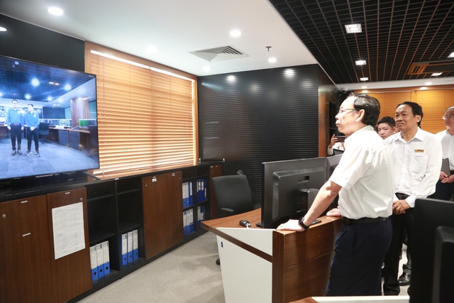 Ng&agrave;nh điện TP.HCM: Nửa thế kỷ x&acirc;y dựng, ph&aacute;t triển v&agrave; thắp s&aacute;ng niềm tin- Ảnh 1.