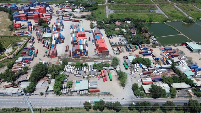 Sau loạt b&agrave;i của Thanh Ni&ecirc;n, TP.HCM ra văn bản khẩn siết b&atilde;i xe V&otilde; Ch&iacute; C&ocirc;ng - Ảnh 1.