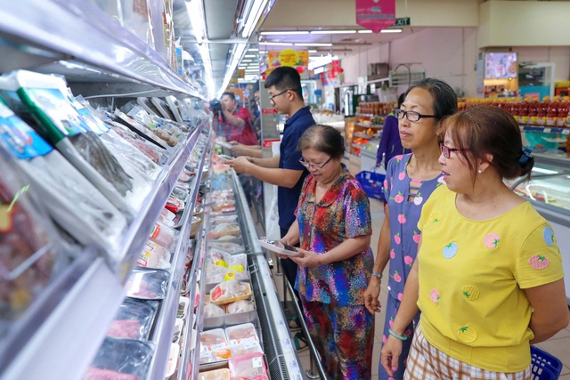 Saigon Co.op giảm giá đến 50% hàng thiết yếu tiếp sức bà nội trợ- Ảnh 1. Saigon Co.op giảm giá đến 50% hàng thiết yếu tiếp sức bà nội trợ- Ảnh 1.