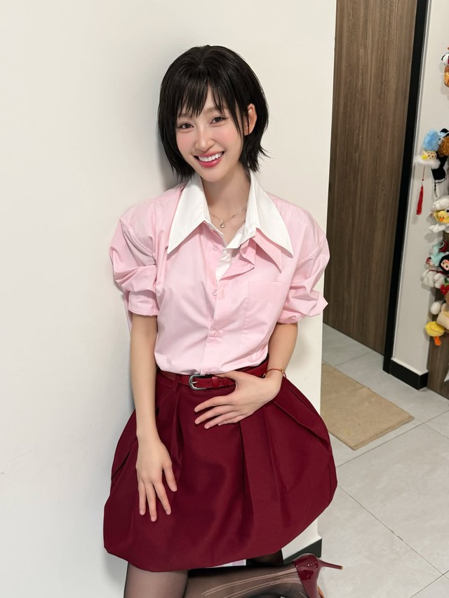 Phong cách mùa hè tươi tắn hơn với những món đồ màu hồng - Ảnh 6.