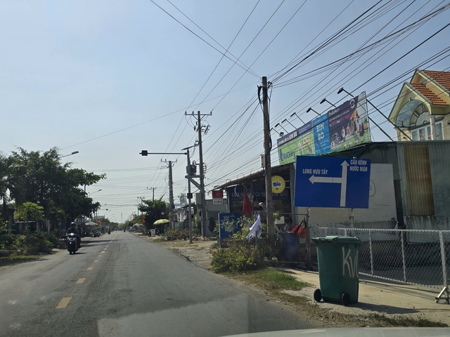 Người d&acirc;n cả một x&atilde; ở T&acirc;y Ninh &ldquo;đứng b&aacute;nh&rdquo; chuyện đất đai, x&acirc;y nh&agrave; - Ảnh 4.