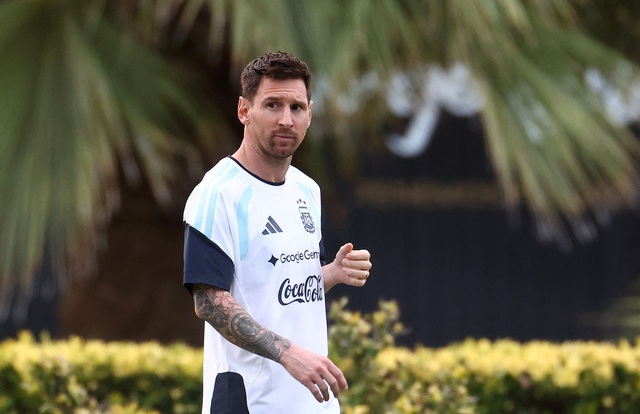 HLV đội tuyển Argentina lên tiếng về cơ hội dự World Cup của Messi, Bồ Đào Nha quá vui vì Ronaldo đã…- Ảnh 1. HLV đội tuyển Argentina lên tiếng về cơ hội dự World Cup của Messi, Bồ Đào Nha quá vui vì Ronaldo đã…- Ảnh 1.