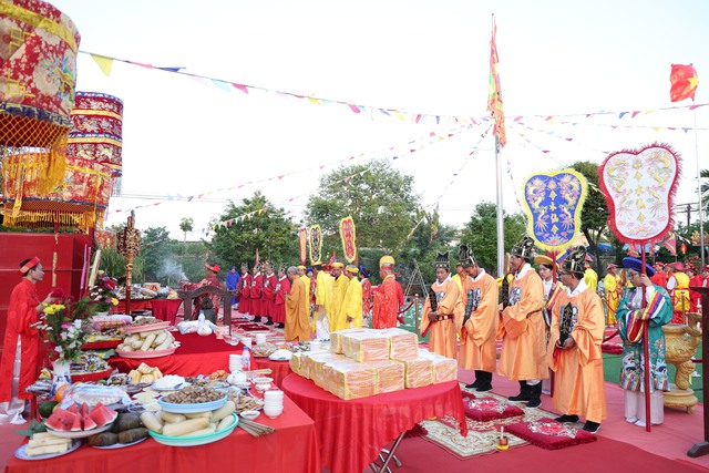 Lễ tế thi&ecirc;n hơn 200 năm ở Quảng Ng&atilde;i: N&eacute;t đẹp văn h&oacute;a đất Thu Phổ xưa- Ảnh 1.