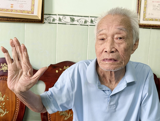 L&yacute; Hữu Tr&iacute;: H&agrave;nh tr&igrave;nh kh&aacute;ng chiến đầy dũng cảm của người Anh h&ugrave;ng Thời hoa lửa - Ảnh 3.