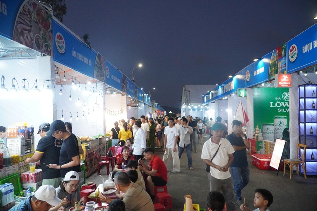 M&oacute;n ăn g&acirc;y ấn tượng với NSND Xu&acirc;n Bắc tại Ng&agrave;y hội Văn h&oacute;a ẩm thực Gia Lai- Ảnh 4.