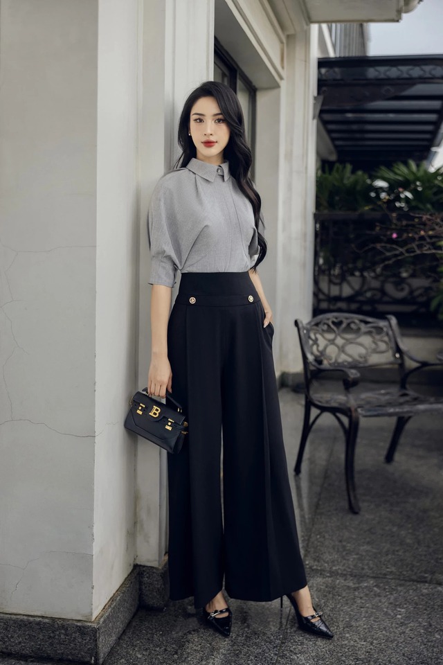 Áo sơ mi tay sleeves kiêu kỳ cho quý cô hiện đại- Ảnh 7. Áo sơ mi tay sleeves kiêu kỳ cho quý cô hiện đại- Ảnh 7.