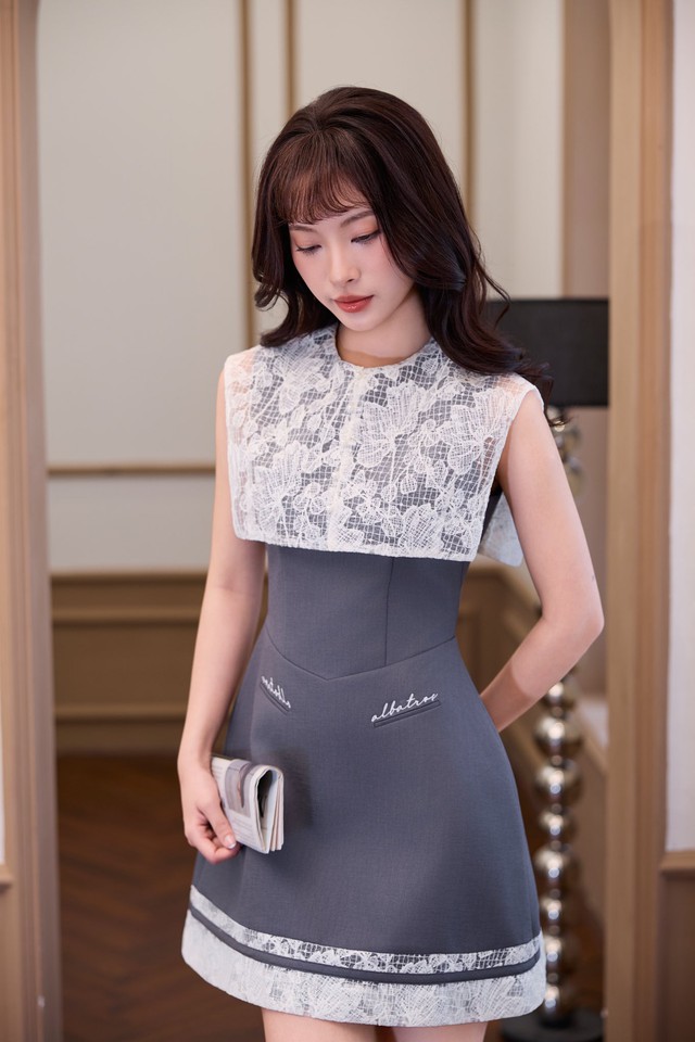 Kiểu váy giúp tôn nét thanh lịch, mặc lên là gọn dáng- Ảnh 2.