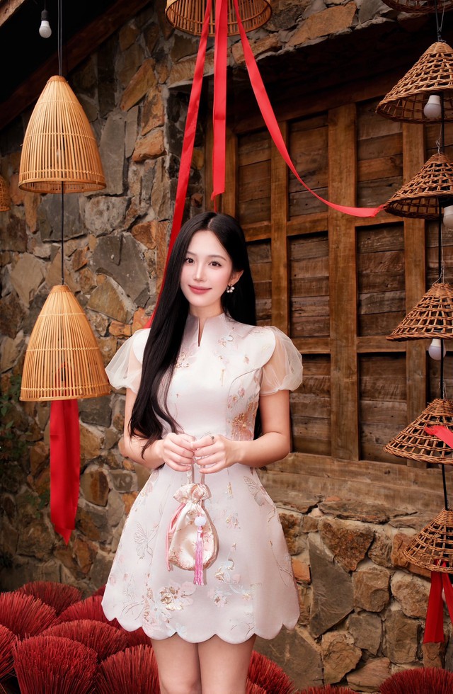 Kiểu váy giúp tôn nét thanh lịch, mặc lên là gọn dáng- Ảnh 6.