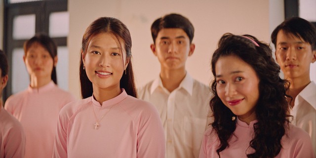 'Hẹn em ng&agrave;y nhật thực': Bước tiến của Đo&agrave;n Thi&ecirc;n &Acirc;n - Ảnh 5.