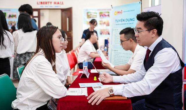 Suất ăn văn ph&ograve;ng 50.000 - 80.000 đồng/ng&agrave;y, sao quy định tiền ăn trưa 1,2 triệu/th&aacute;ng? - Ảnh 2.