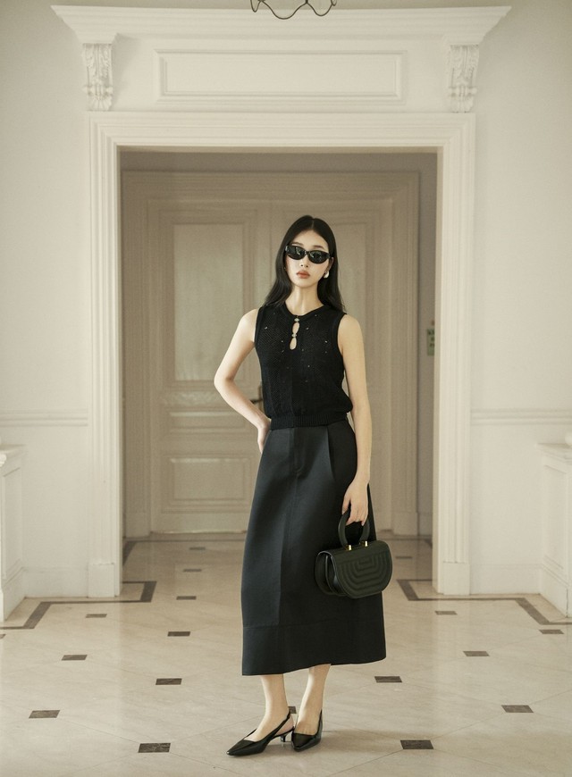 Tạm biệt nóng bức ngày hè với áo sát nách- Ảnh 6.