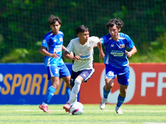 Trường ĐH Quốc gia Singapore 1-3 Trường ĐH Thủy lợi: V&eacute; b&aacute;n kết sớm? - Ảnh 2.